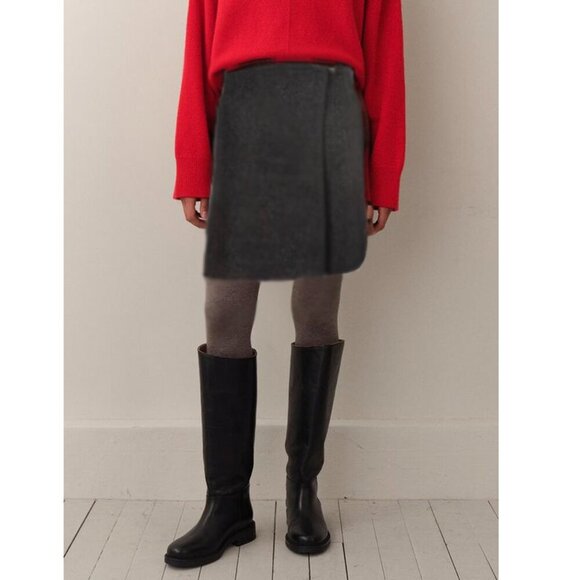 Eddie Bauer Gray wool wrap button lined skirt Size 8 Tall - Picture 1 of 11